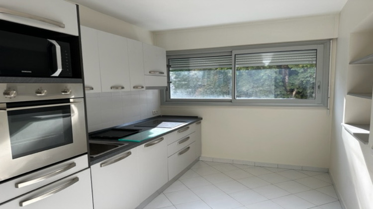 Ma-Cabane - Vente Appartement FERNEY VOLTAIRE, 85 m²