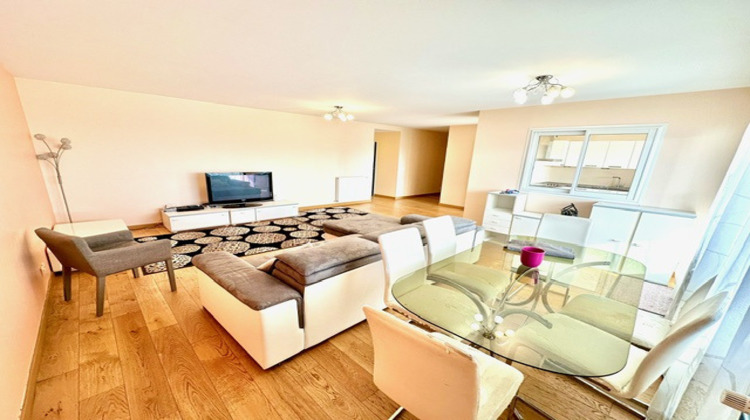 Ma-Cabane - Vente Appartement Ferney-Voltaire, 115 m²