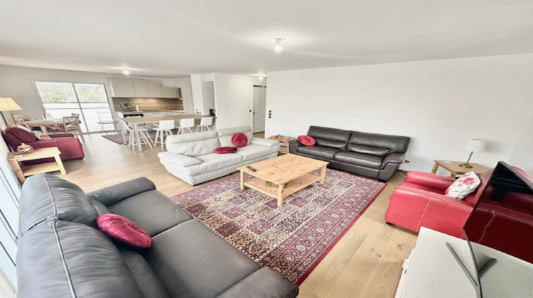 Ma-Cabane - Vente Appartement Ferney-Voltaire, 138 m²