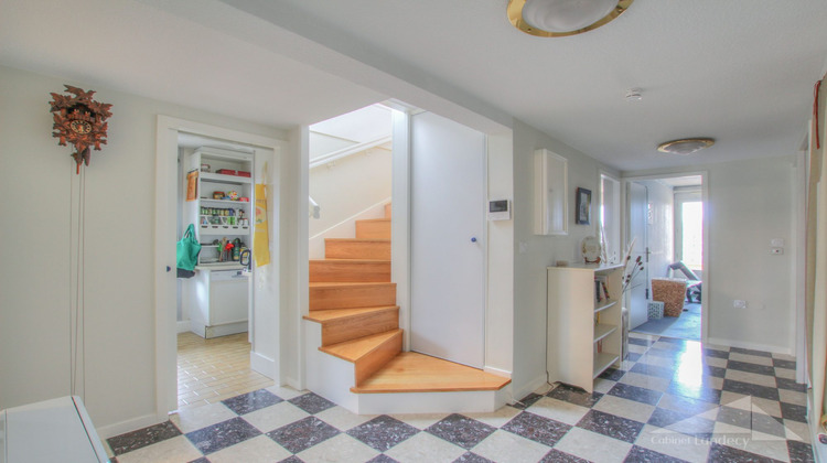 Ma-Cabane - Vente Appartement Ferney-Voltaire, 131 m²