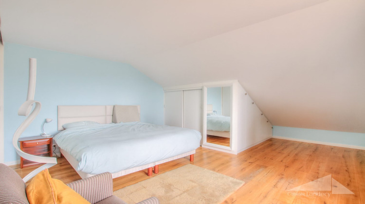 Ma-Cabane - Vente Appartement Ferney-Voltaire, 131 m²