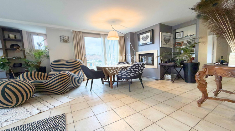 Ma-Cabane - Vente Appartement Ferney-Voltaire, 120 m²