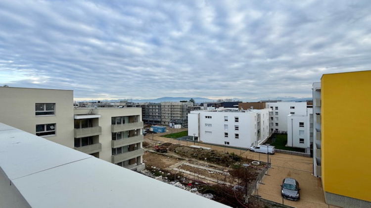 Ma-Cabane - Vente Appartement Ferney-Voltaire, 69 m²