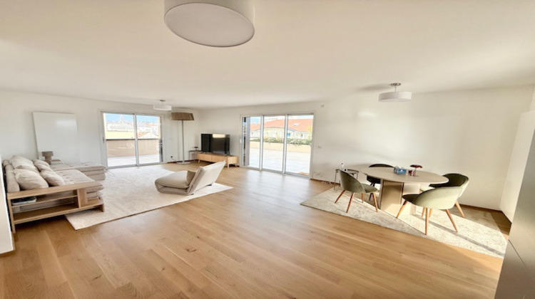 Ma-Cabane - Vente Appartement Ferney-Voltaire, 101 m²