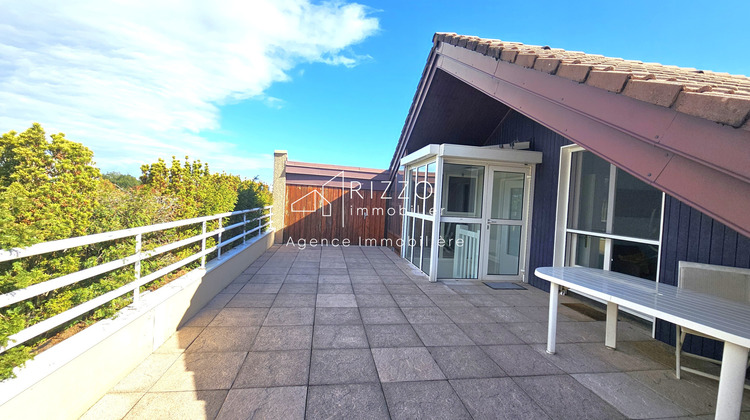 Ma-Cabane - Vente Appartement Ferney-Voltaire, 130 m²