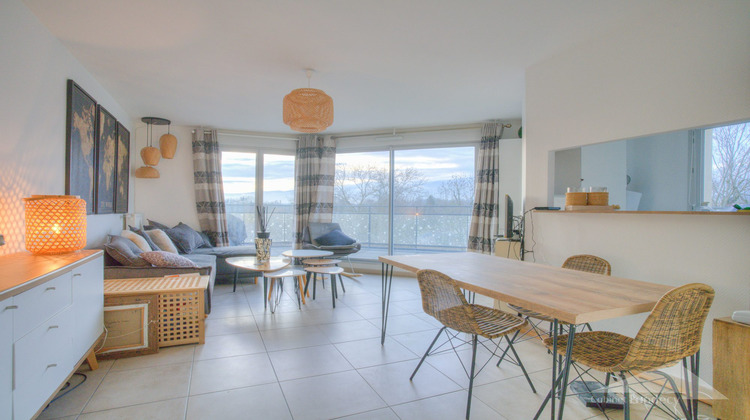 Ma-Cabane - Vente Appartement Ferney-Voltaire, 61 m²