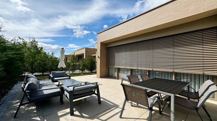 Ma-Cabane - Vente Appartement Ferney-Voltaire, 127 m²