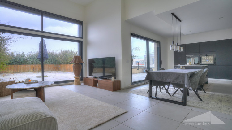 Ma-Cabane - Vente Appartement Ferney-Voltaire, 96 m²