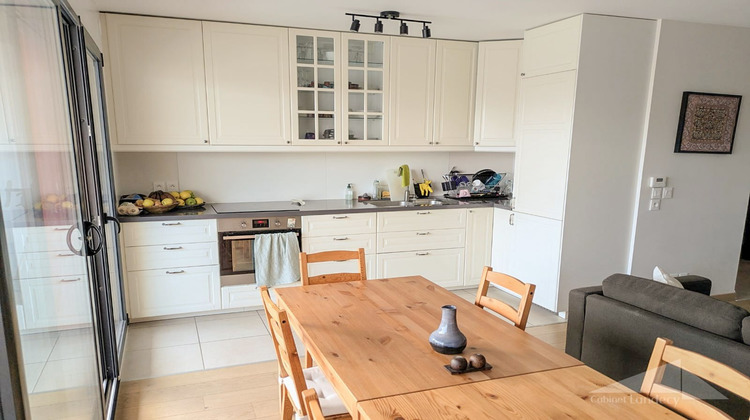 Ma-Cabane - Vente Appartement Ferney-Voltaire, 67 m²