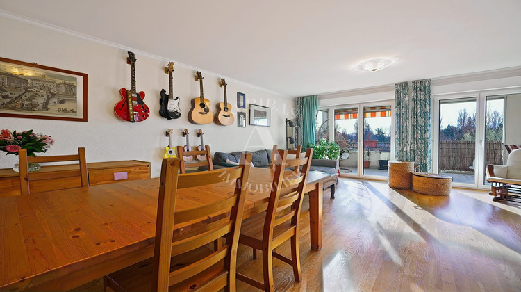 Ma-Cabane - Vente Appartement Ferney-Voltaire, 120 m²