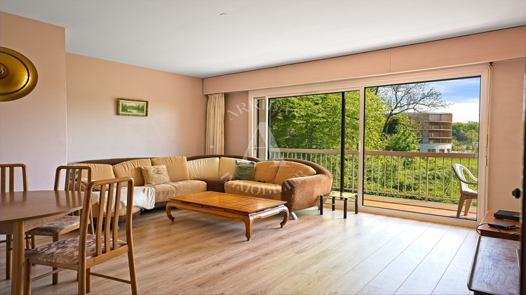 Ma-Cabane - Vente Appartement Ferney-Voltaire, 83 m²