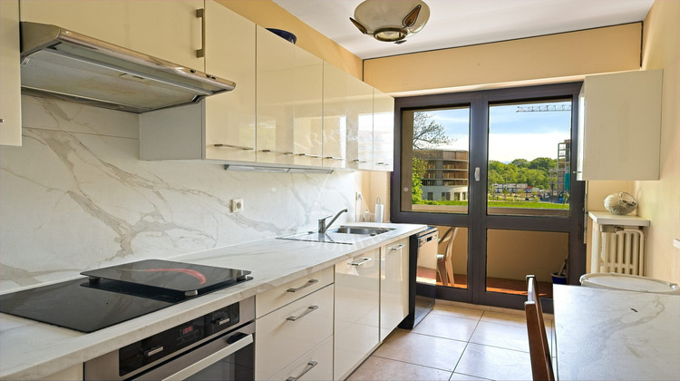 Ma-Cabane - Vente Appartement Ferney-Voltaire, 83 m²