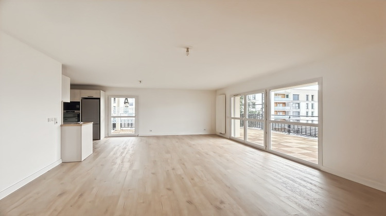 Ma-Cabane - Vente Appartement FERNEY VOLTAIRE, 88 m²