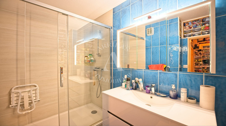 Ma-Cabane - Vente Appartement Ferney-Voltaire, 68 m²