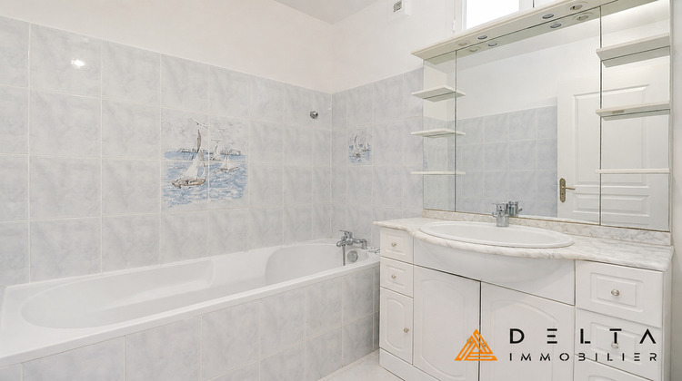 Ma-Cabane - Vente Appartement FEYZIN, 67 m²