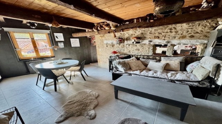 Ma-Cabane - Vente Appartement FIGEAC, 220 m²