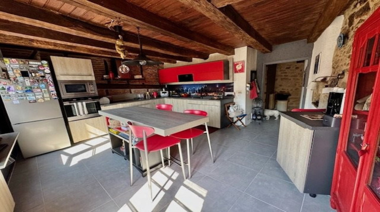 Ma-Cabane - Vente Appartement FIGEAC, 220 m²