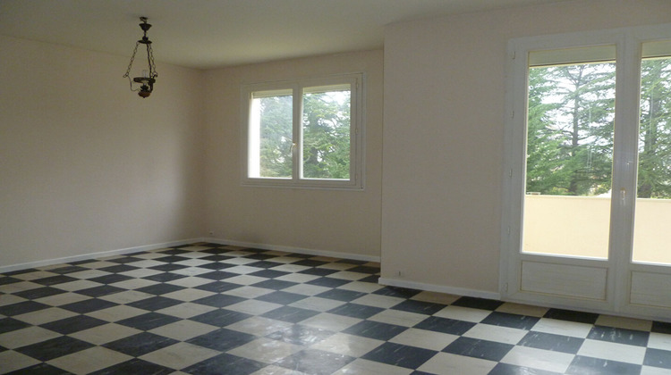 Ma-Cabane - Vente Appartement FIGEAC, 74 m²