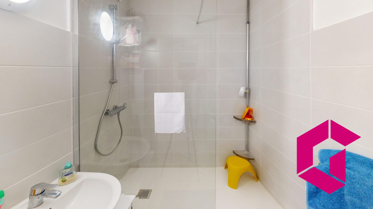 Ma-Cabane - Vente Appartement Firminy, 65 m²