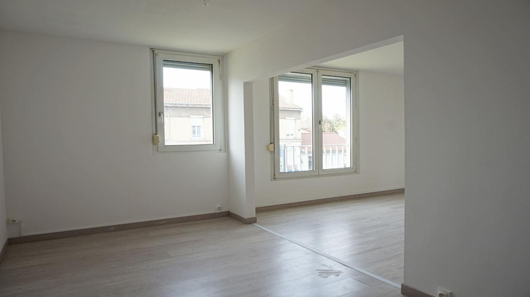 Ma-Cabane - Vente Appartement FIRMINY, 67 m²