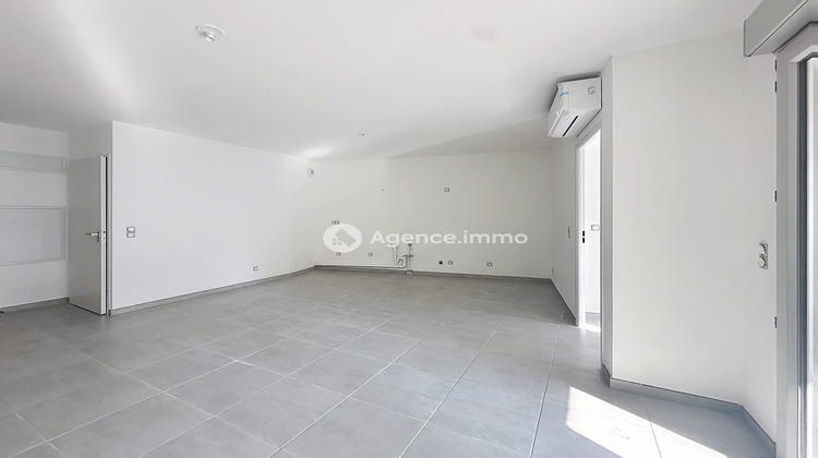 Ma-Cabane - Vente Appartement Flassans-sur-Issole, 55 m²