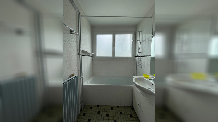 Ma-Cabane - Vente Appartement FLEURY-LES-AUBRAIS, 63 m²