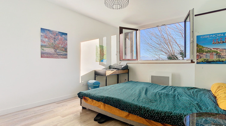 Ma-Cabane - Vente Appartement Fontaine, 76 m²