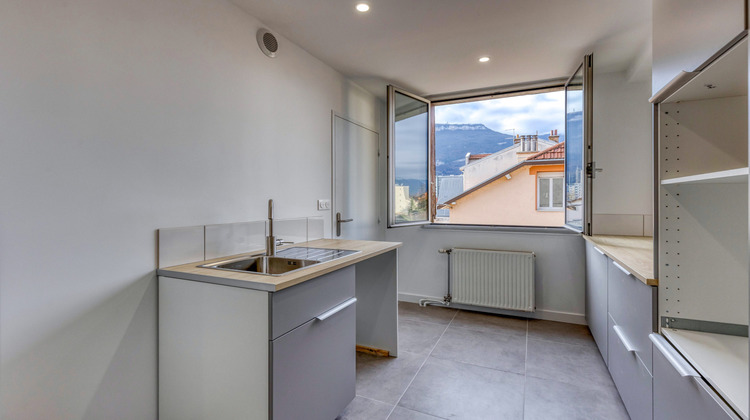 Ma-Cabane - Vente Appartement Fontaine, 56 m²