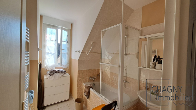 Ma-Cabane - Vente Appartement Fontaines, 67 m²