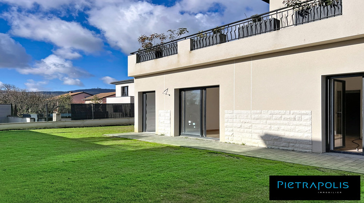 Ma-Cabane - Vente Appartement Fontaines-Saint-Martin, 109 m²