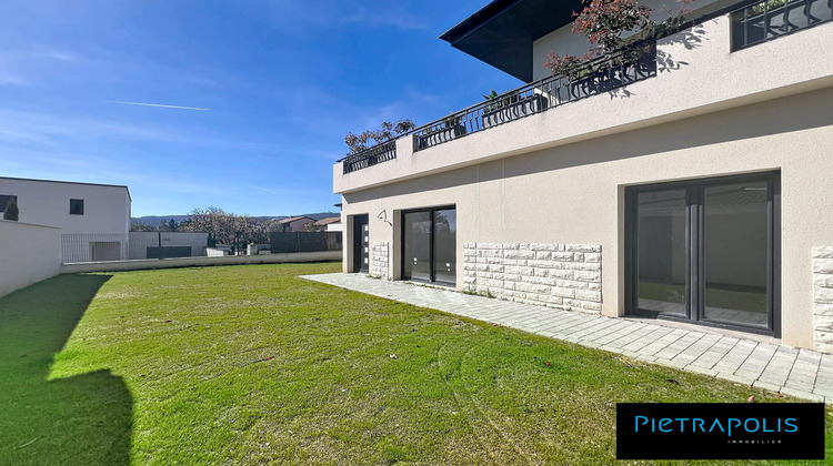 Ma-Cabane - Vente Appartement Fontaines-Saint-Martin, 109 m²