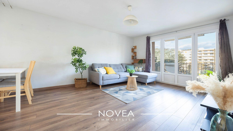 Ma-Cabane - Vente Appartement Fontaines-sur-Saône, 65 m²