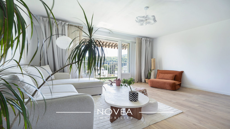 Ma-Cabane - Vente Appartement Fontaines-sur-Saône, 75 m²