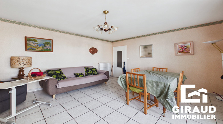 Ma-Cabane - Vente Appartement Fontenay-le-Comte, 57 m²