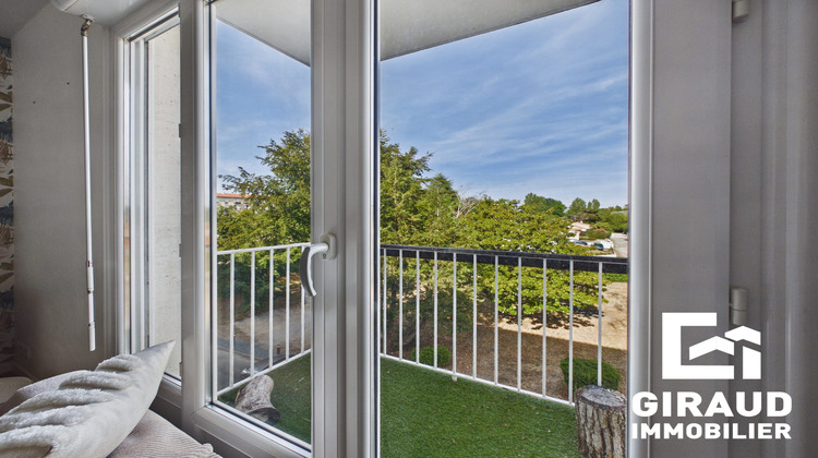 Ma-Cabane - Vente Appartement Fontenay-le-Comte, 64 m²