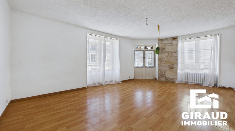 Ma-Cabane - Vente Appartement Fontenay-le-Comte, 58 m²
