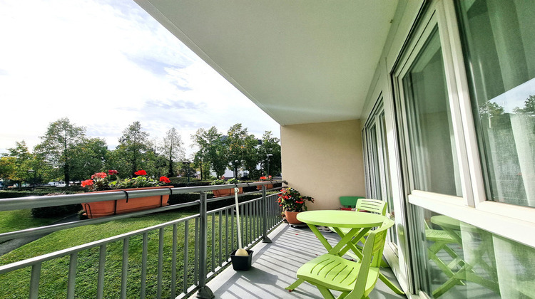 Ma-Cabane - Vente Appartement FONTENAY LE FLEURY, 74 m²