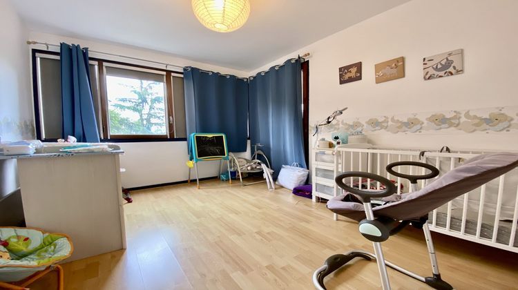 Ma-Cabane - Vente Appartement Fontenay-le-Fleury, 98 m²