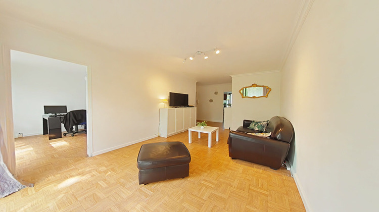 Ma-Cabane - Vente Appartement FONTENAY-LE-FLEURY, 65 m²