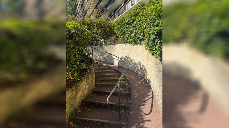 Ma-Cabane - Vente Appartement FONTENAY-LE-FLEURY, 91 m²