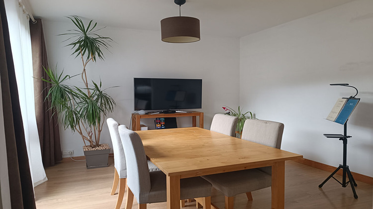 Ma-Cabane - Vente Appartement FONTENAY-LE-FLEURY, 65 m²