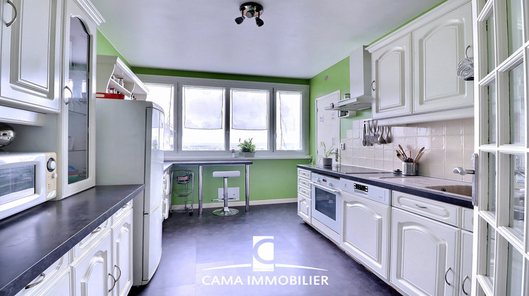 Ma-Cabane - Vente Appartement Fontenay-le-Fleury, 83 m²