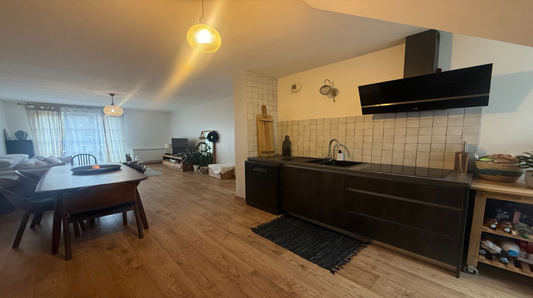 Ma-Cabane - Vente Appartement FONTENAY-LE-FLEURY, 95 m²