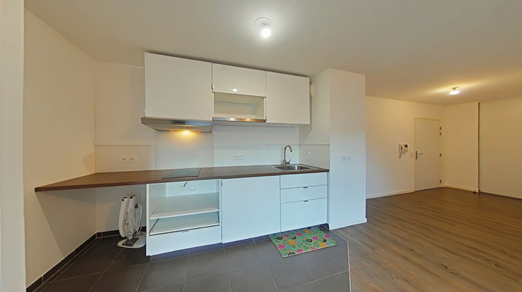 Ma-Cabane - Vente Appartement FONTENAY-LE-FLEURY, 41 m²