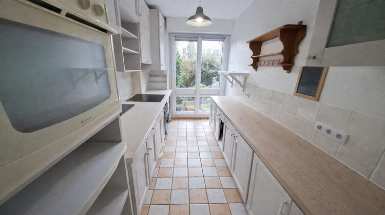 Ma-Cabane - Vente Appartement Fontenay-le-Fleury, 90 m²