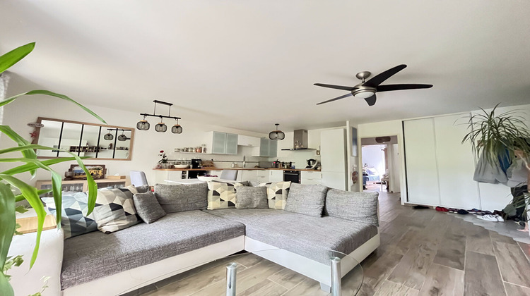 Ma-Cabane - Vente Appartement FONTENAY-LE-FLEURY, 71 m²