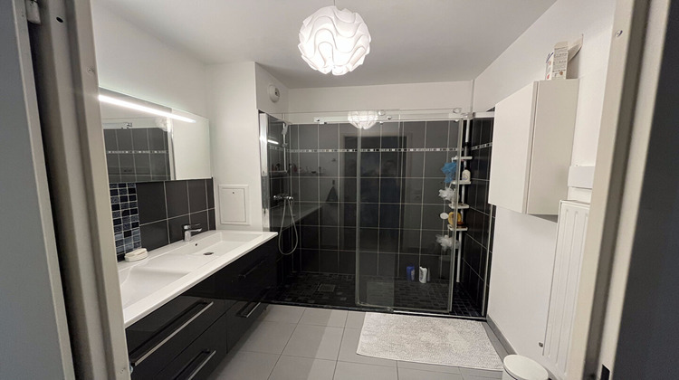 Ma-Cabane - Vente Appartement FONTENAY-LE-FLEURY, 71 m²