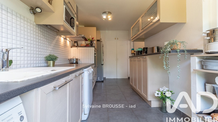 Ma-Cabane - Vente Appartement Fontenay-le-Fleury, 90 m²