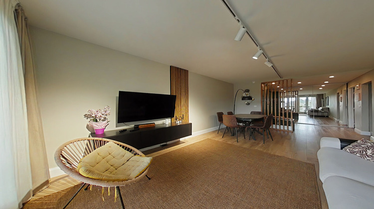 Ma-Cabane - Vente Appartement FONTENAY-LE-FLEURY, 66 m²