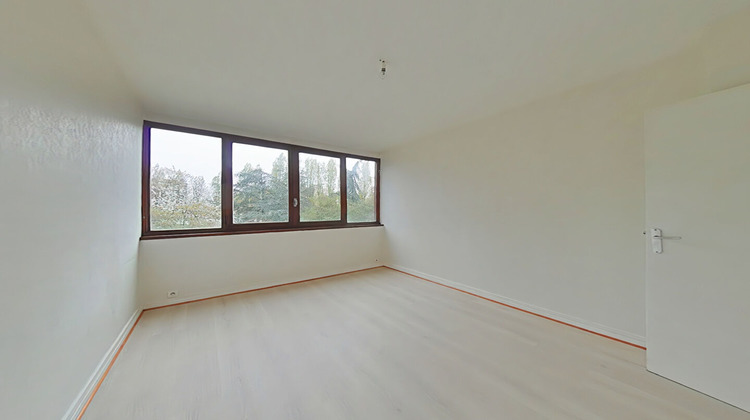 Ma-Cabane - Vente Appartement FONTENAY-LE-FLEURY, 54 m²